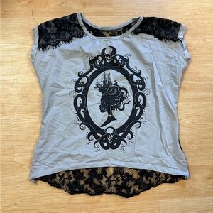 Hot Topic Gray and Black Graphic Lace Tee